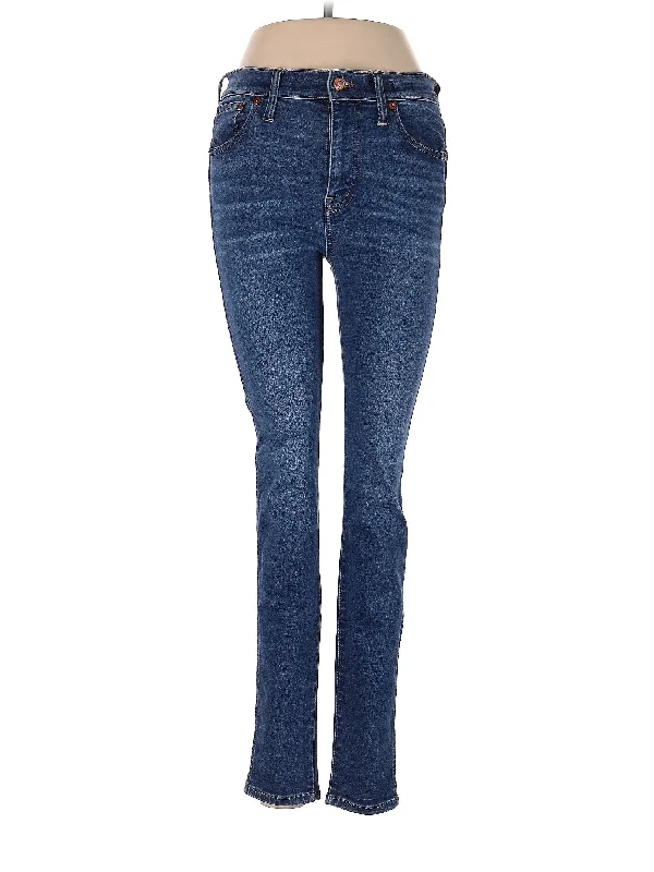 Stretch Jeans for Flexibility -High-Rise Skinny Jeans in Dark Wash