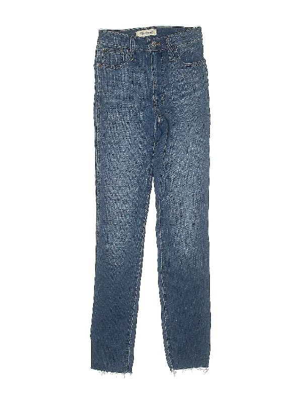 Mid-Rise Straight-leg Jeans in Medium Wash