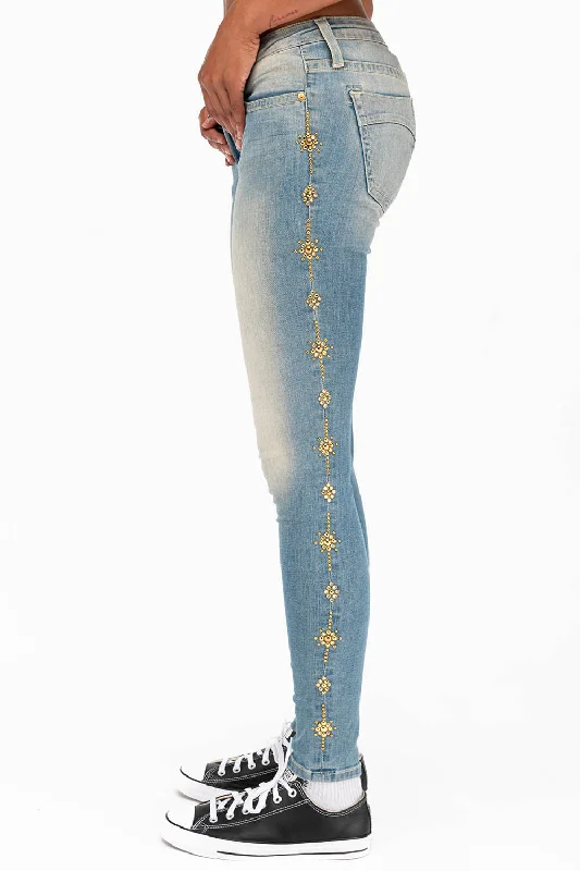 Birthday Jeans for Celebration -WOMENS SKINNY JEANS IN MAORIE LIGHT WITH CRYSTALS