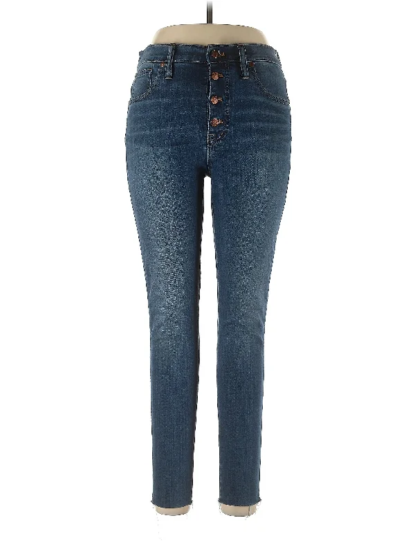 Gray Jeans for Neutral Tone -Mid-Rise Skinny Jeans in Dark Wash