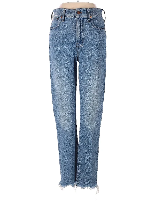 Dance Jeans for Movement -Mid-Rise Straight-leg Jeans in Medium Wash