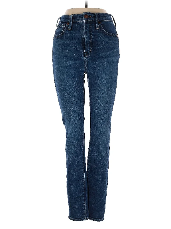 Cutoff Shorts Jeans for Fun -High-Rise Straight-leg Jeans in Medium Wash