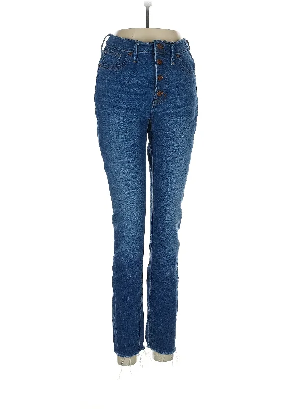 Stonewashed Jeans for Softness -High-Rise Straight-leg Jeans in Medium Wash