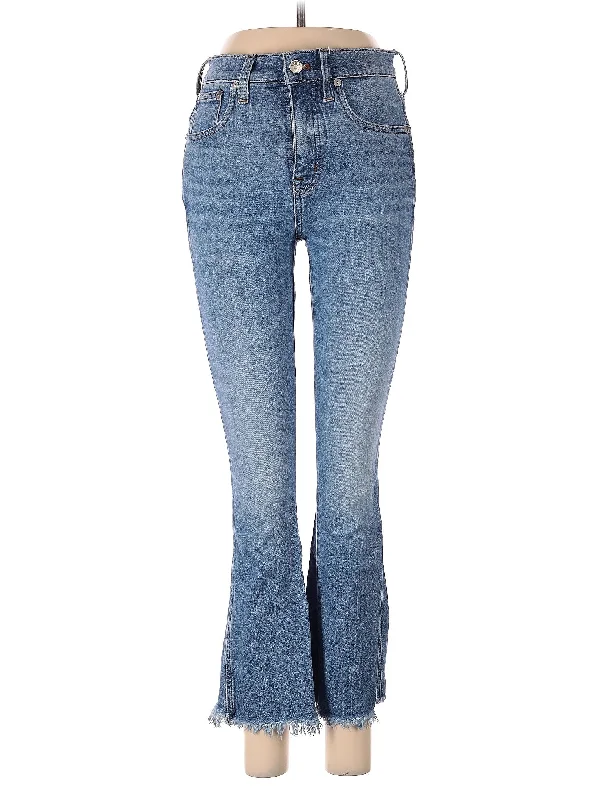 Ripped Jeans for Trendy Look -High-Rise Flare Jeans in Light Wash