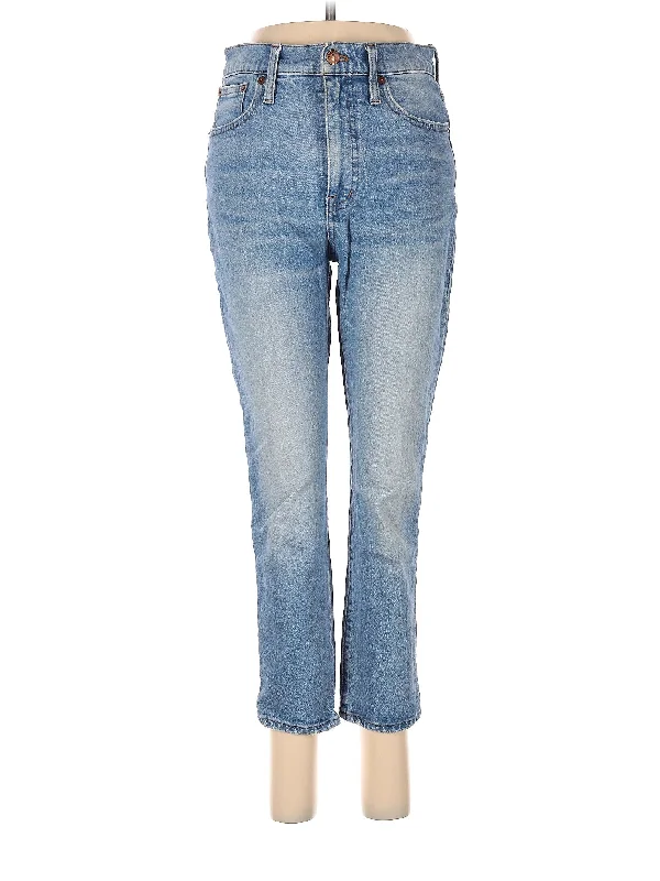 Stretch Jeans for Flexibility -High-Rise Straight-leg Jeans in Light Wash