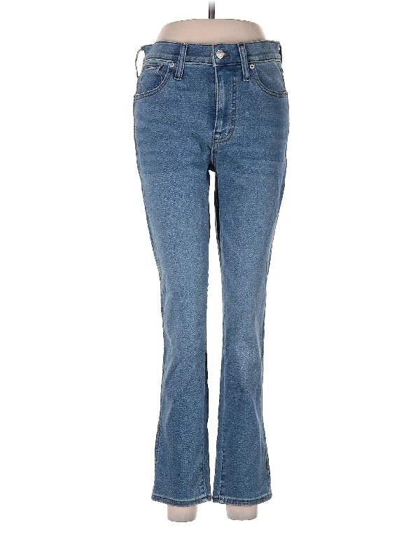 Fashion Jeans for Trendsetter -High-Rise Bootleg Jeans in Light Wash