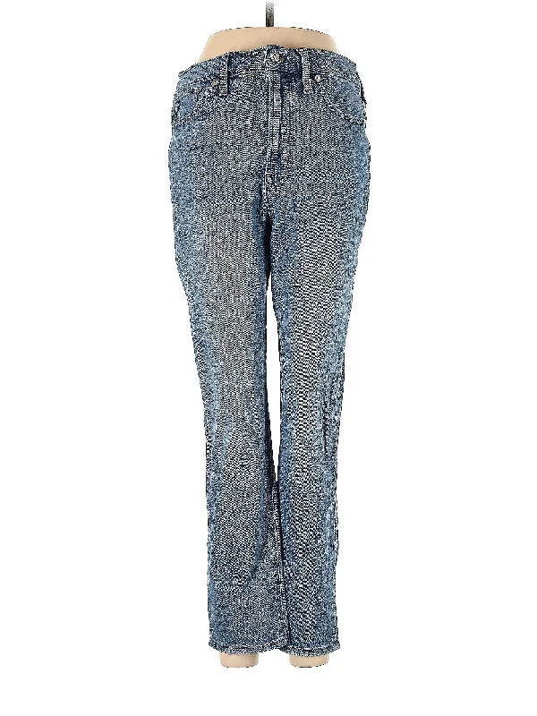 Party Jeans for Night Out -Mid-Rise Bootleg Jeans in Light Wash