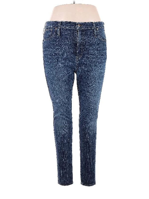 Recycled Jeans for Green -Mid-Rise Skinny Jeans in Medium Wash