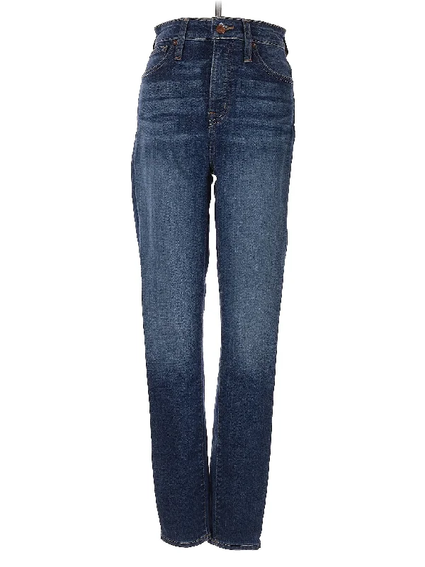 Business Jeans for Dressy -High-Rise Straight-leg Jeans in Medium Wash