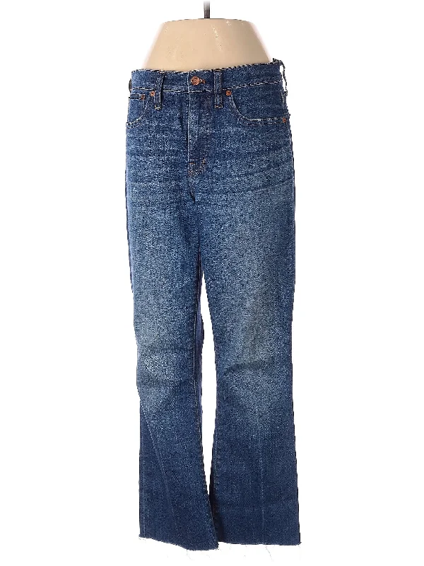 Blue Jeans for Everyday Wear -High-Rise Bootleg Jeans in Medium Wash