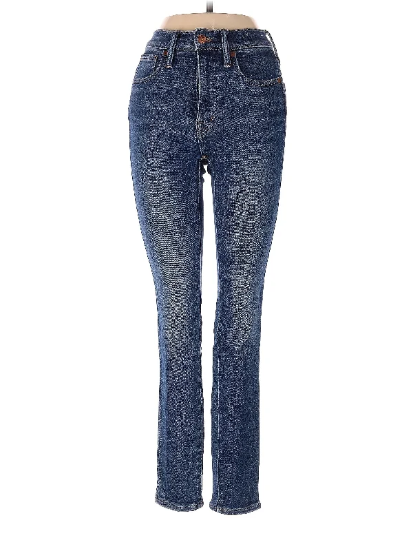 Club Jeans for Social -Mid-Rise Straight-leg Jeans in Medium Wash