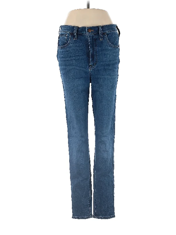 Business Jeans for Dressy -Mid-Rise Straight-leg Jeans in Medium Wash