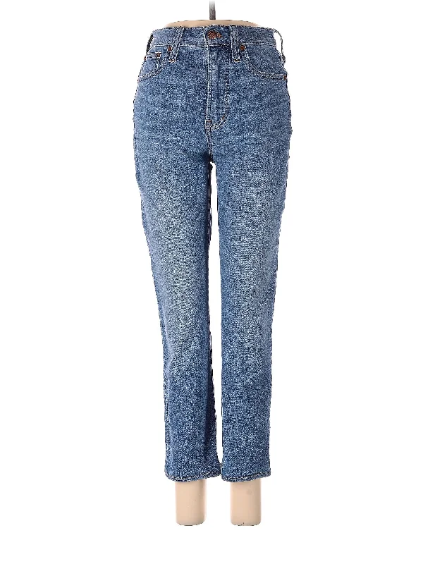 Ripped Jeans for Trendy Look -Mid-Rise Straight-leg Jeans in Medium Wash