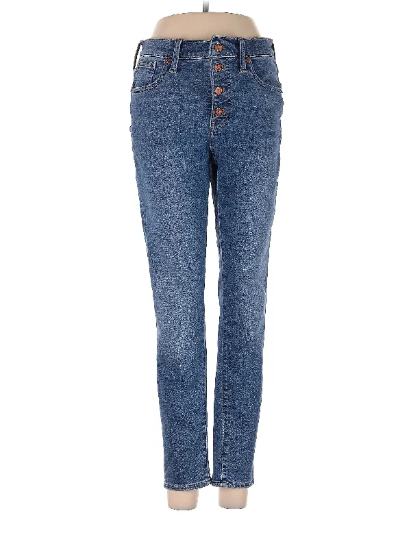 Flare Jeans for Retro Vibe -High-Rise Skinny Jeans in Medium Wash