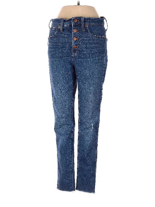 Stretch Jeans for Flexibility -Mid-Rise Straight-leg Jeans in Medium Wash