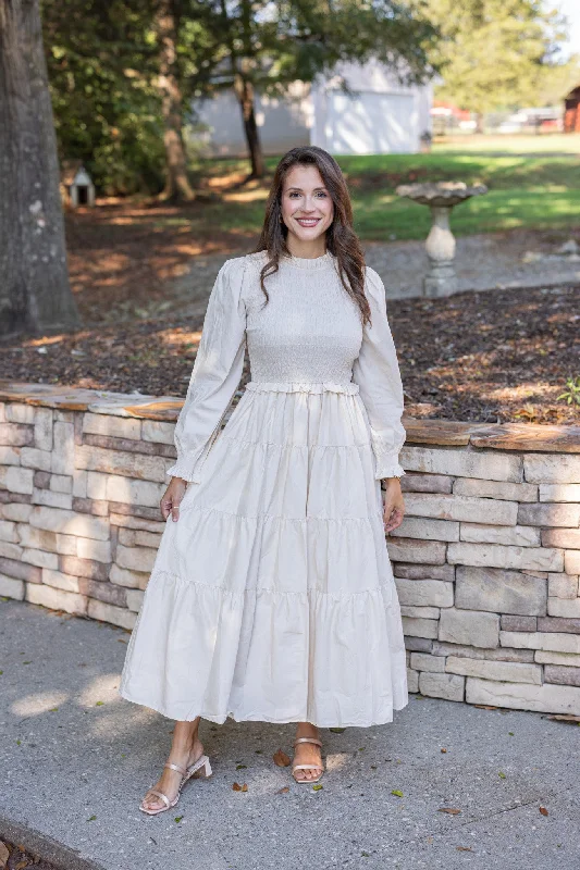 Simple necklaces and pendants with bar pendants for a sleek modern design-Elegant Era Cream Maxi Dress